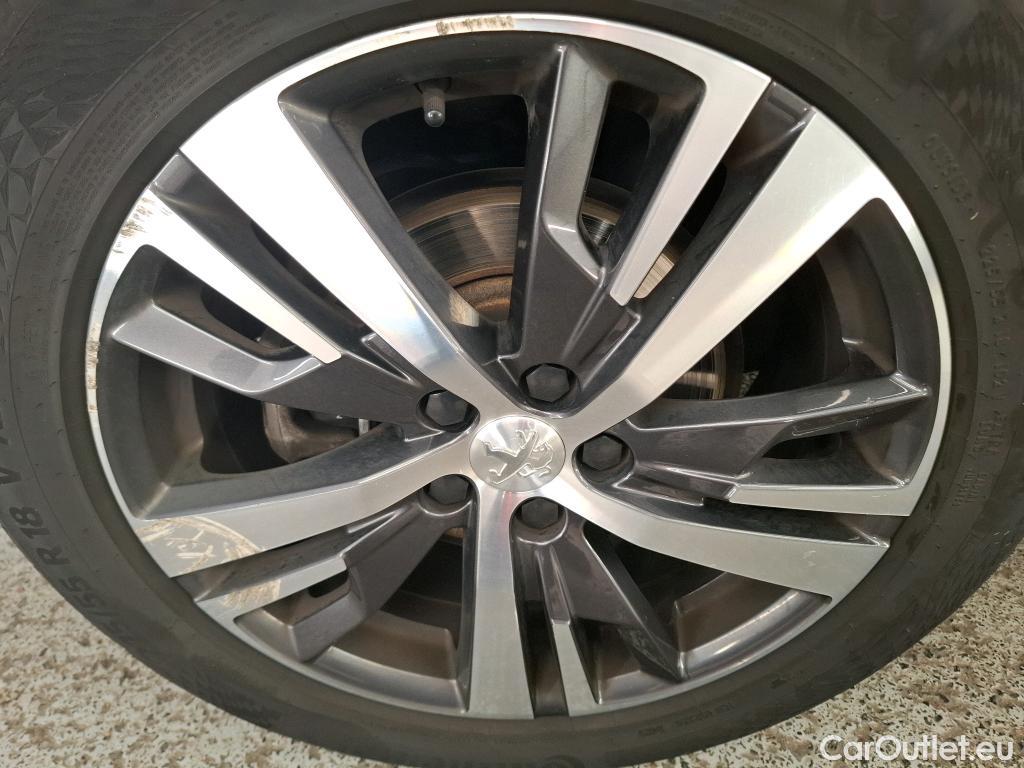  Peugeot  5008  Allure Pack 1.5 HDi 130CV BVA8 7 Sieges E6d #15