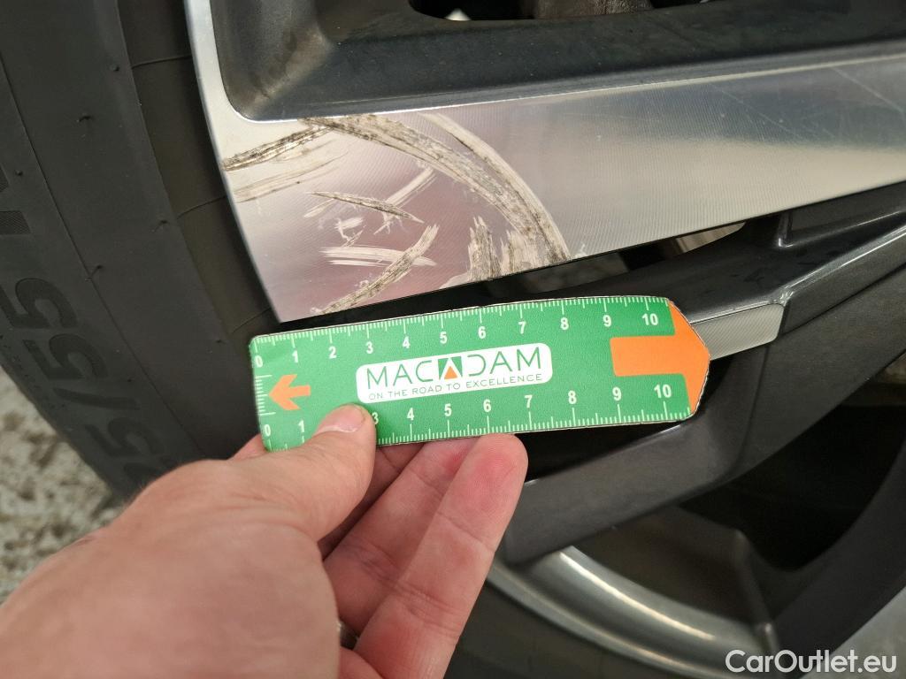  Peugeot  5008  Allure Pack 1.5 HDi 130CV BVA8 7 Sieges E6d #16