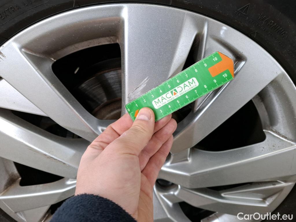  Peugeot  5008  Active Business 1.2 PureTech 130CV BVA8 7 Sieges E6d #21