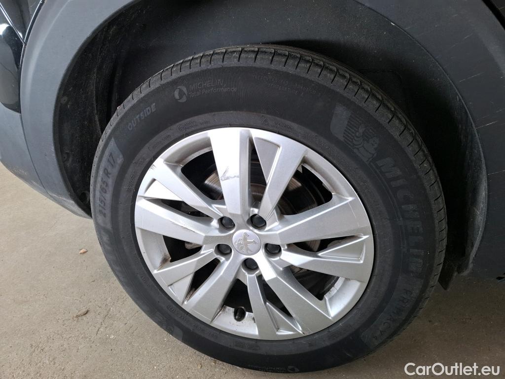  Peugeot  5008  Active Business 1.2 PureTech 130CV BVA8 7 Sieges E6d #3