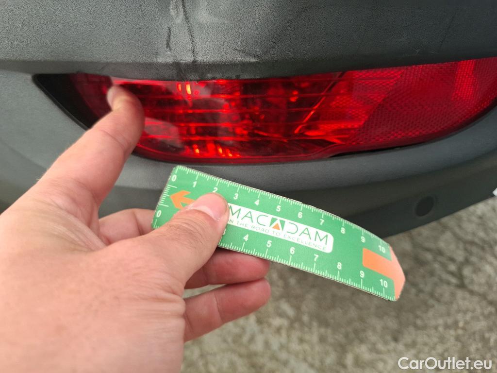  Peugeot  5008  Allure Pack 1.5 HDi 130CV BVA8 7 Sieges E6d #22