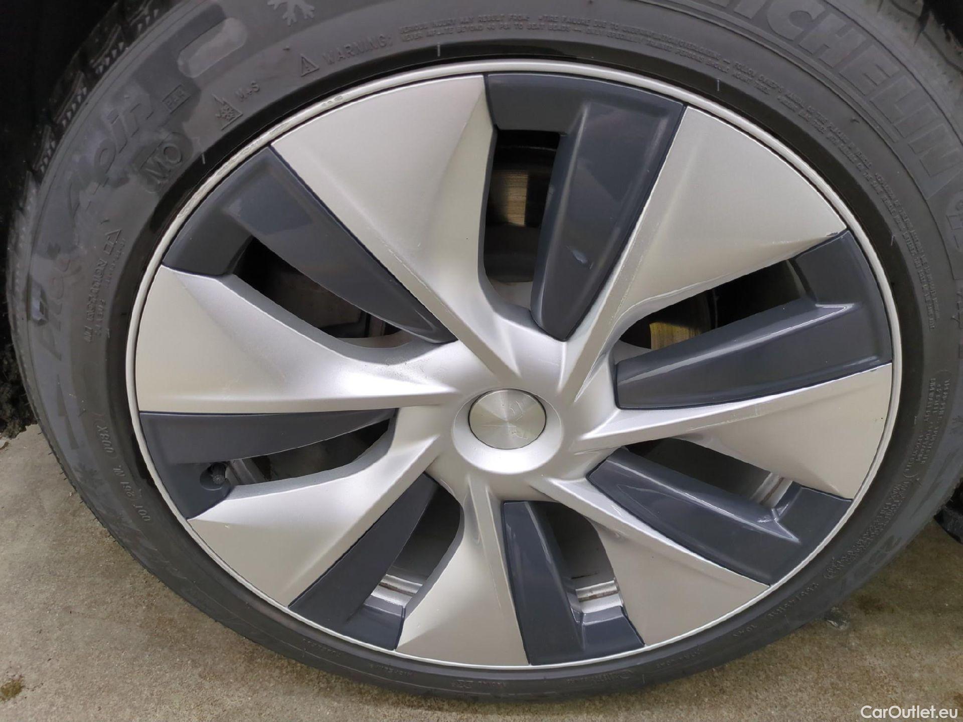  Tesla  Model Y TESLA  / 2020 / 5P / SUV Grand Autonomie Dual Motor AWD #17