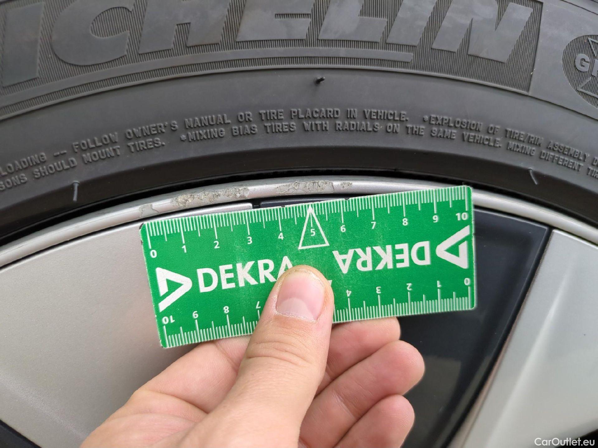  Tesla  Model Y TESLA  / 2020 / 5P / SUV Grand Autonomie Dual Motor AWD #10