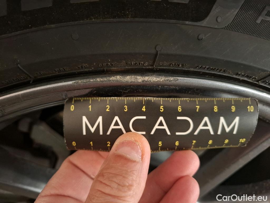  Tesla  Model 3 TESLA  / 2018 / 4P / Berline Grande Autonomie #2