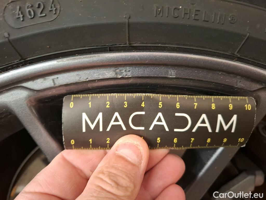  Tesla  Model 3 TESLA  / 2018 / 4P / Berline Grande Autonomie #18