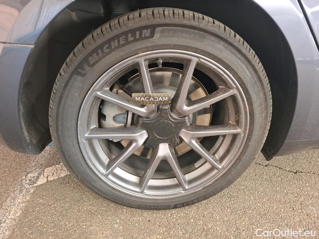  Tesla  Model 3 TESLA  / 2018 / 4P / Berline Grande Autonomie #1