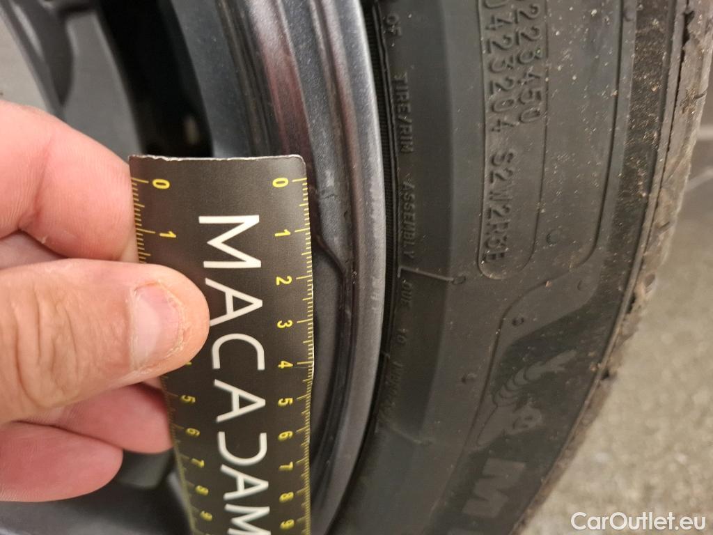  Tesla  Model 3 TESLA  / 2018 / 4P / Berline Grande Autonomie #14