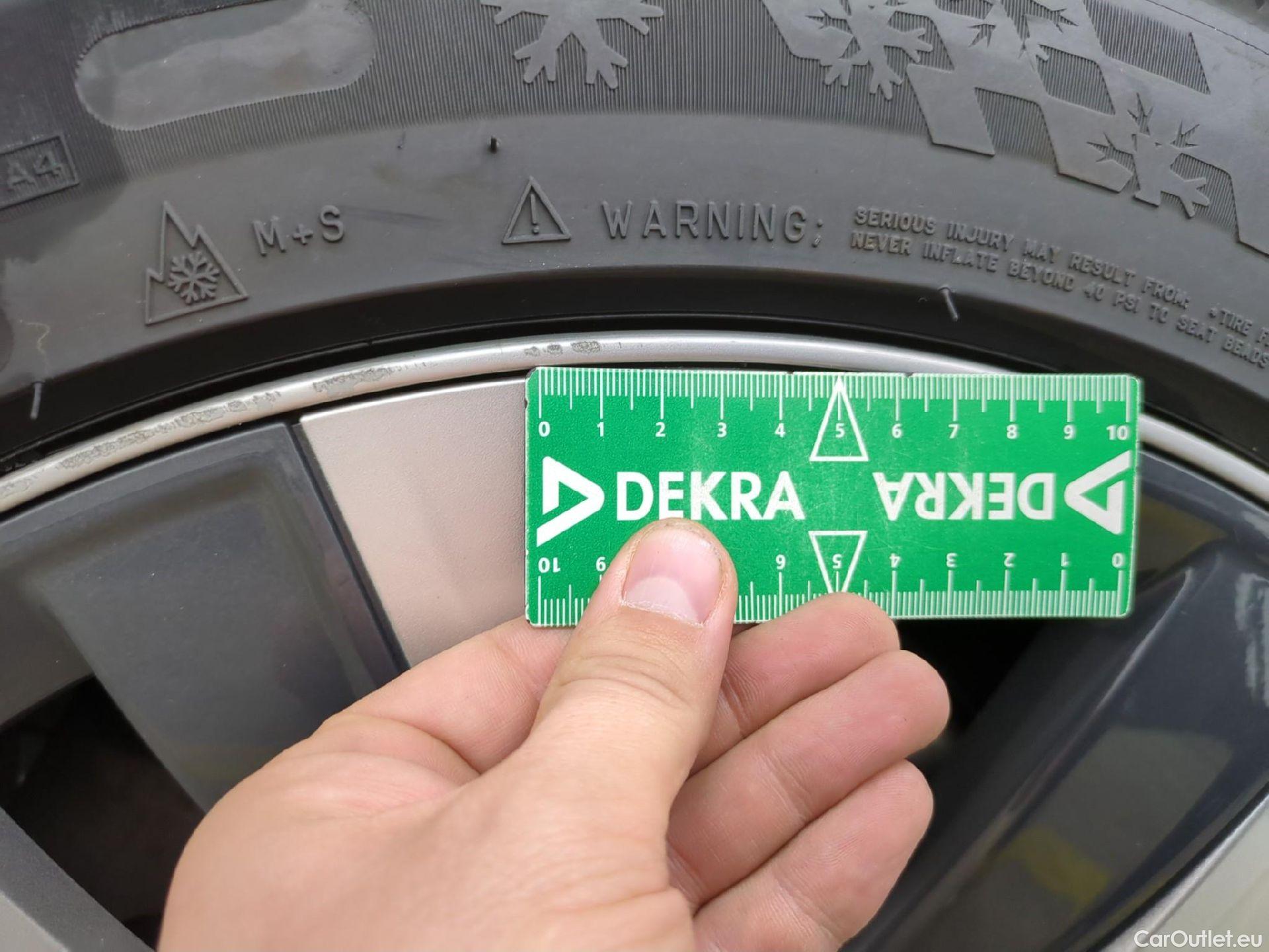  Tesla  Model Y TESLA  / 2020 / 5P / SUV Grand Autonomie Dual Motor AWD #19