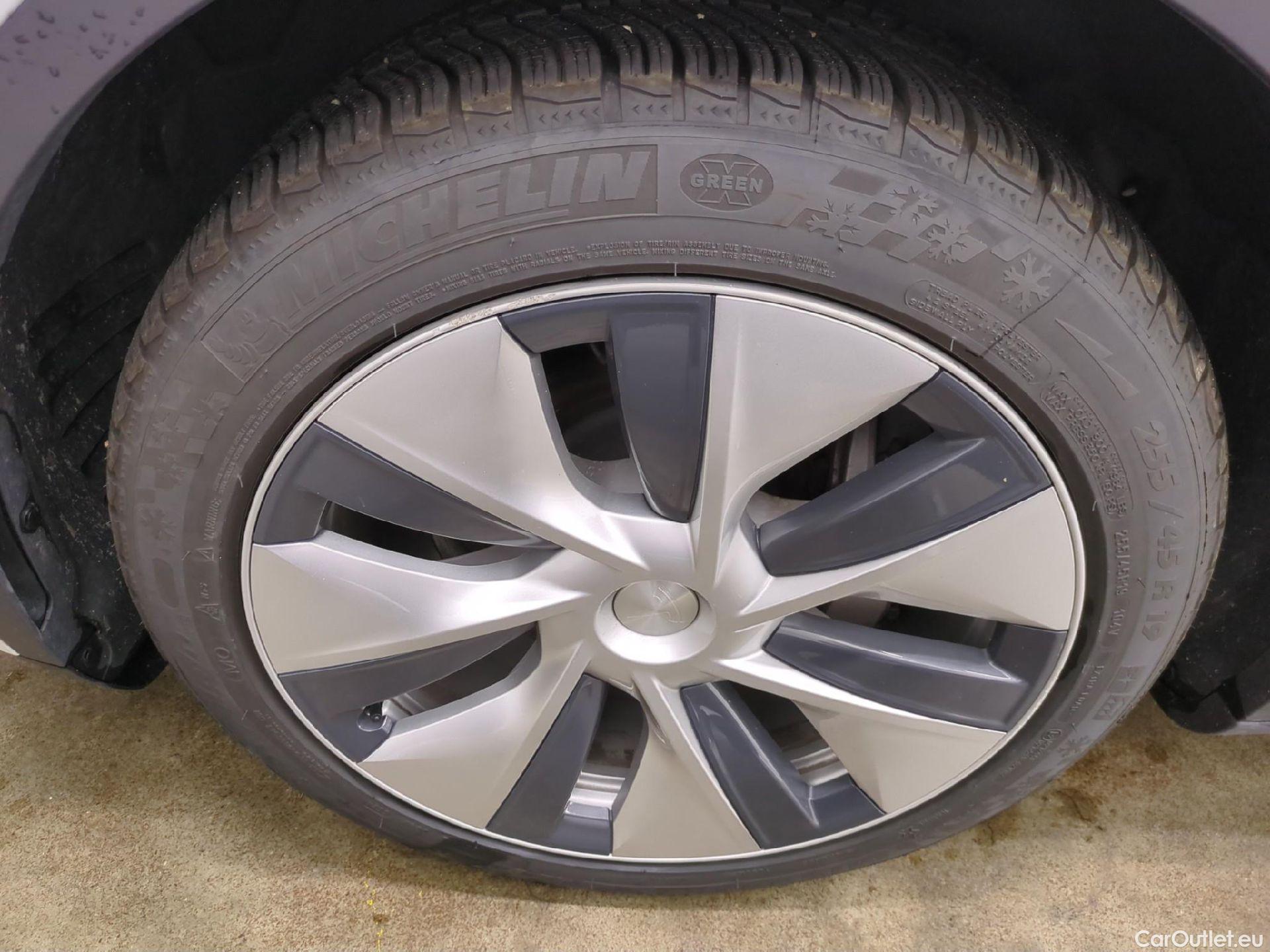  Tesla  Model Y TESLA  / 2020 / 5P / SUV Grand Autonomie Dual Motor AWD #21