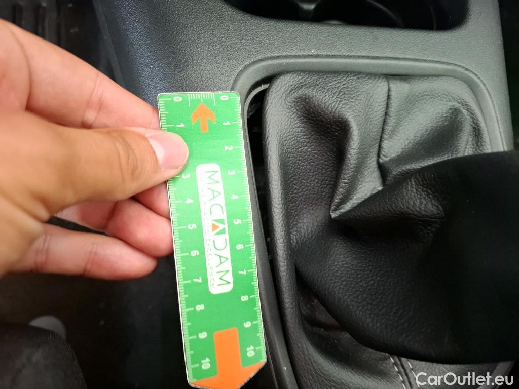  Citroen  C3 CITROEN  / 2016 / 5P / Berline PureTech 82 S&S BVM Feel Business #11