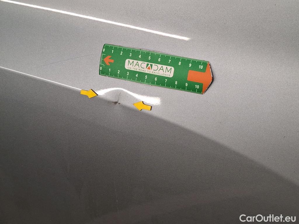  Peugeot  208  Allure Pack 1.2 PureTech 100CV BVM6 E6d #2