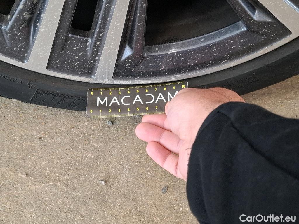  Bmw  Serie 2 BMW Série 2 Gran Coupé / 2019 / 4P / Berline 220D AUTO Business Design #12