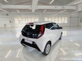  Toyota  Aygo TOYOTA  CONNECT / 2018 / 5P / BERLINA 1.0 VVT-I X-COOL #2