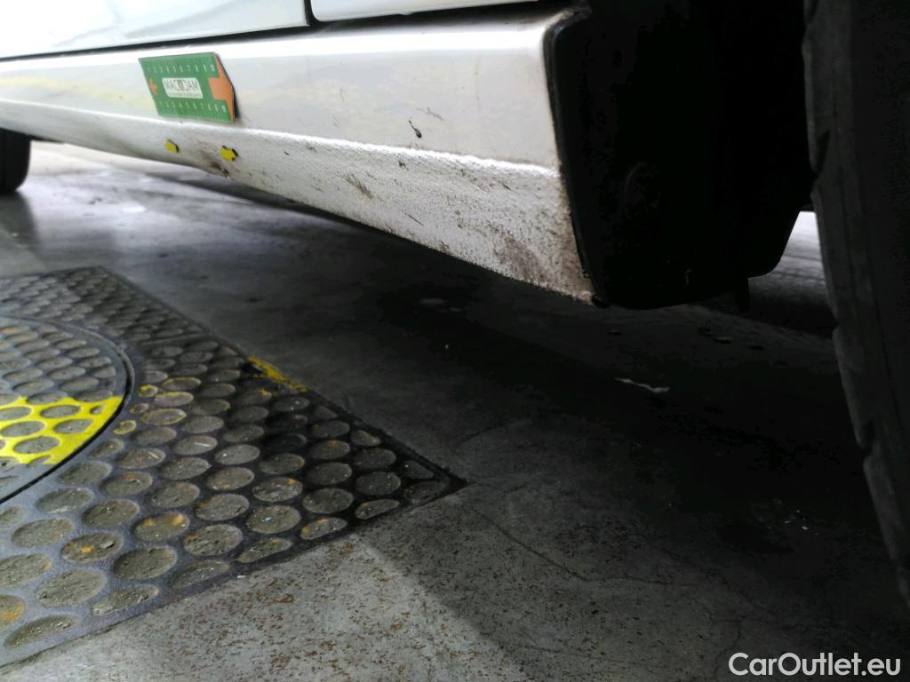  Peugeot  308  Allure Business 1.2 PureTech 130CV BVM6 E6d #4