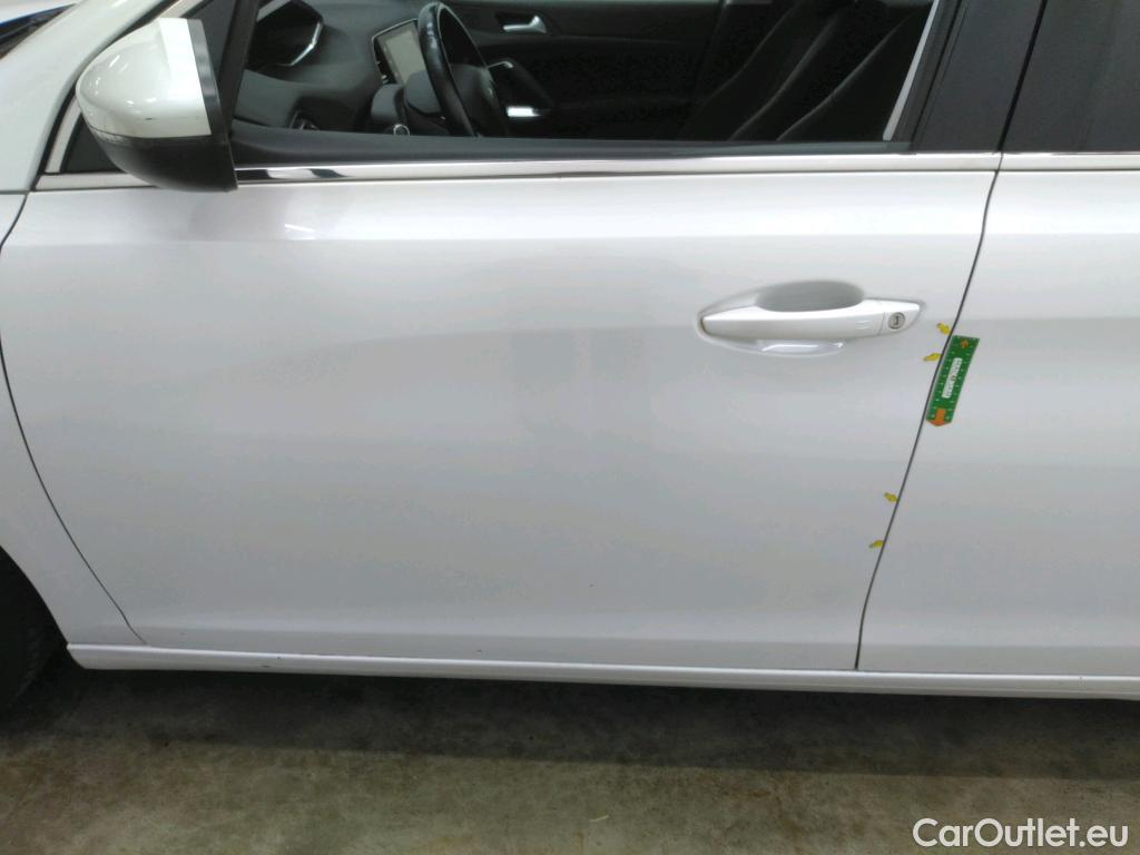  Peugeot  308  Allure Business 1.2 PureTech 130CV BVM6 E6d #20