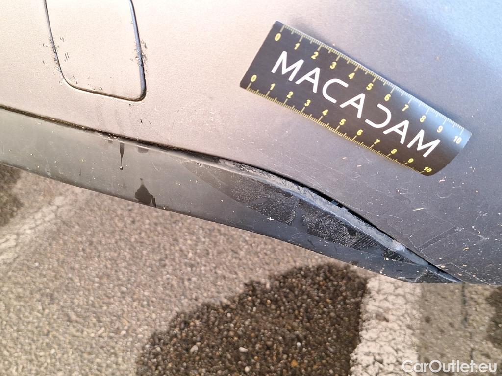  Peugeot  308 PEUGEOT  / 2017 / 5P / Berline Puretech 110 S&S Active Business #50