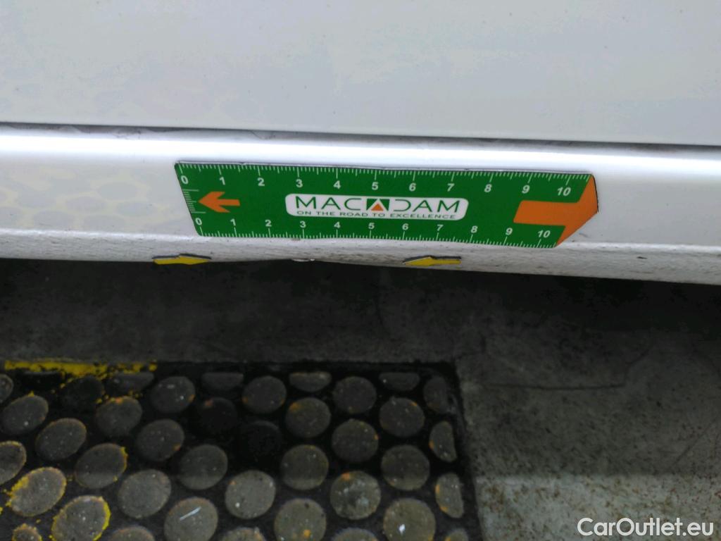  Peugeot  308  Allure Business 1.2 PureTech 130CV BVM6 E6d #2