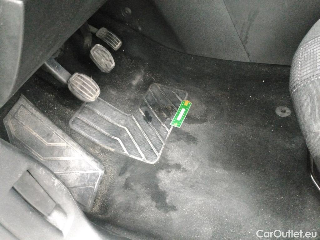  Peugeot  308  Allure Business 1.2 PureTech 130CV BVM6 E6d #10