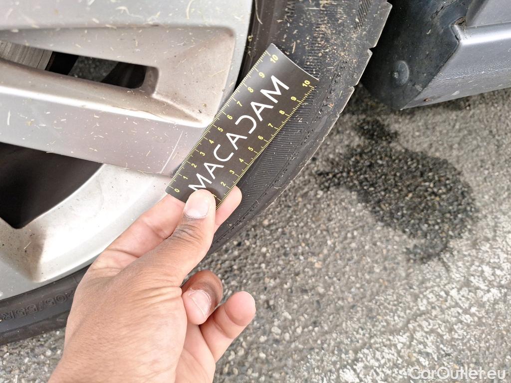  Peugeot  308 PEUGEOT  / 2017 / 5P / Berline Puretech 110 S&S Active Business #30