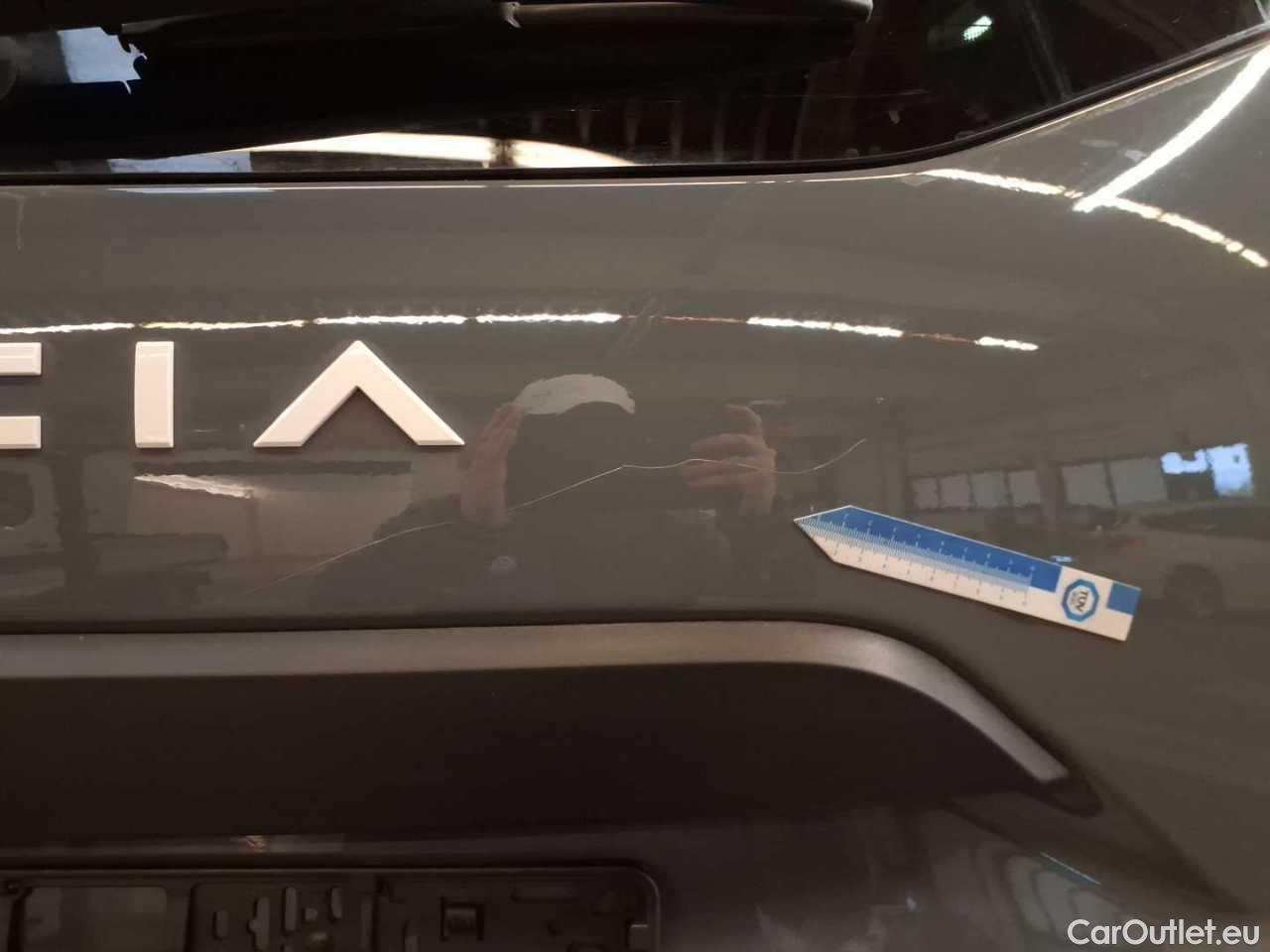  Dacia  Duster TCe 150 4WD Journey Manual Petrol  22 #38