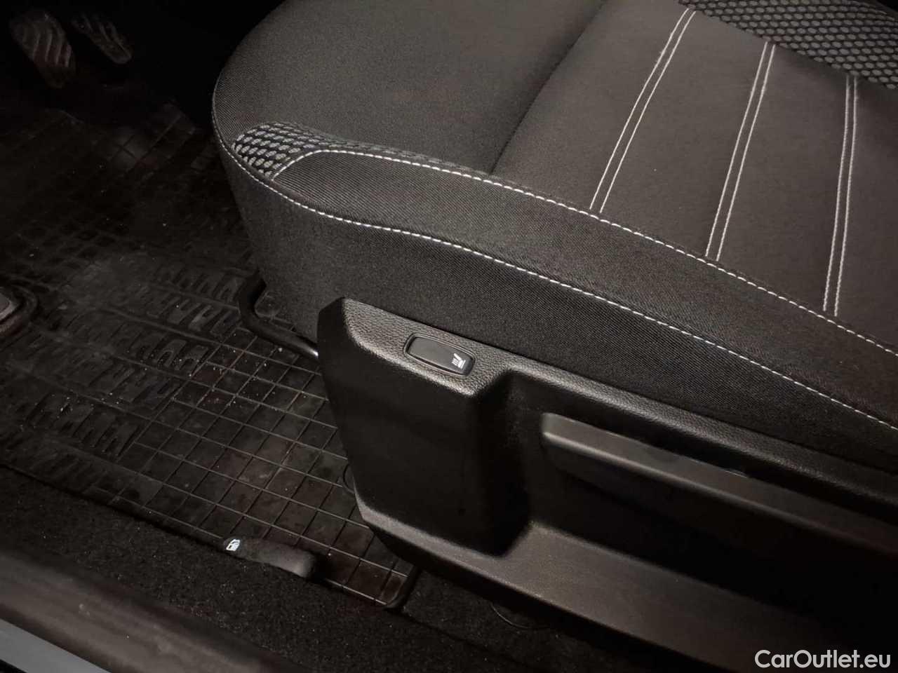  Dacia  Duster TCe 150 4WD Journey Manual Petrol  22 #18