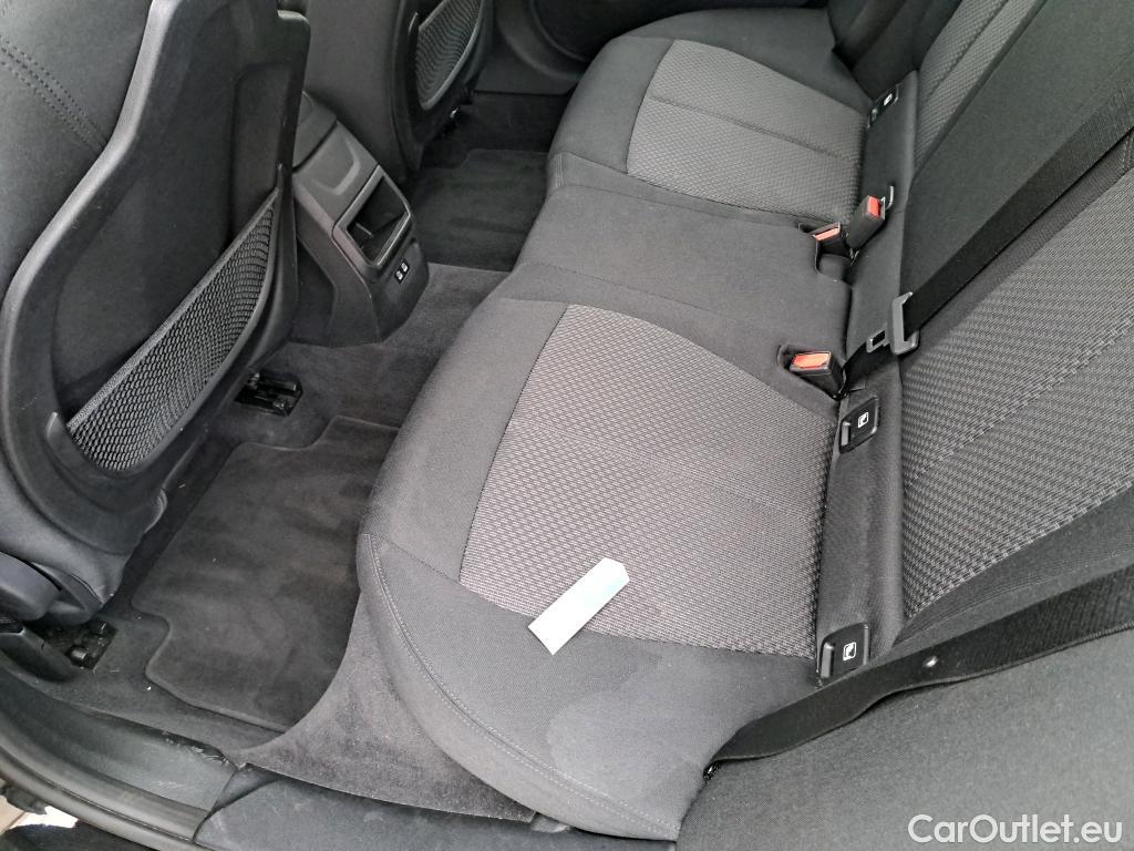  Bmw  Serie 1 BMW Série 1 / 2019 / 5P / Berline 116i Business Design #7