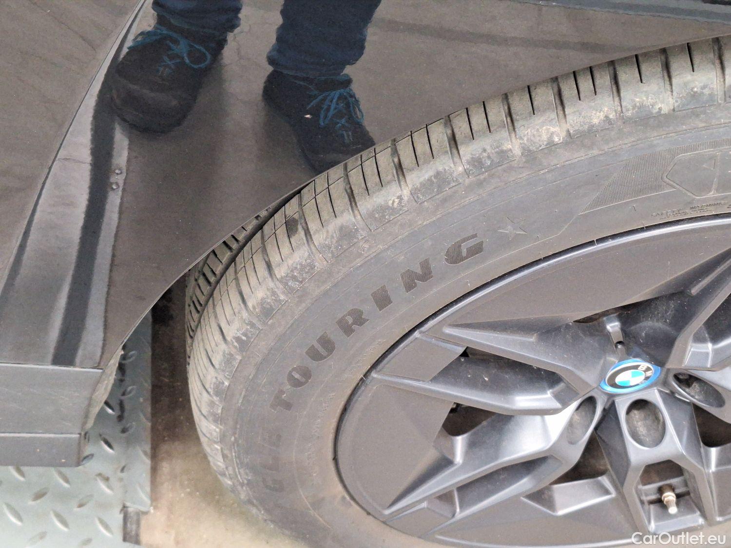  Bmw  iX BMW,  '21 BEV, BMW  xDrive40 5d #5