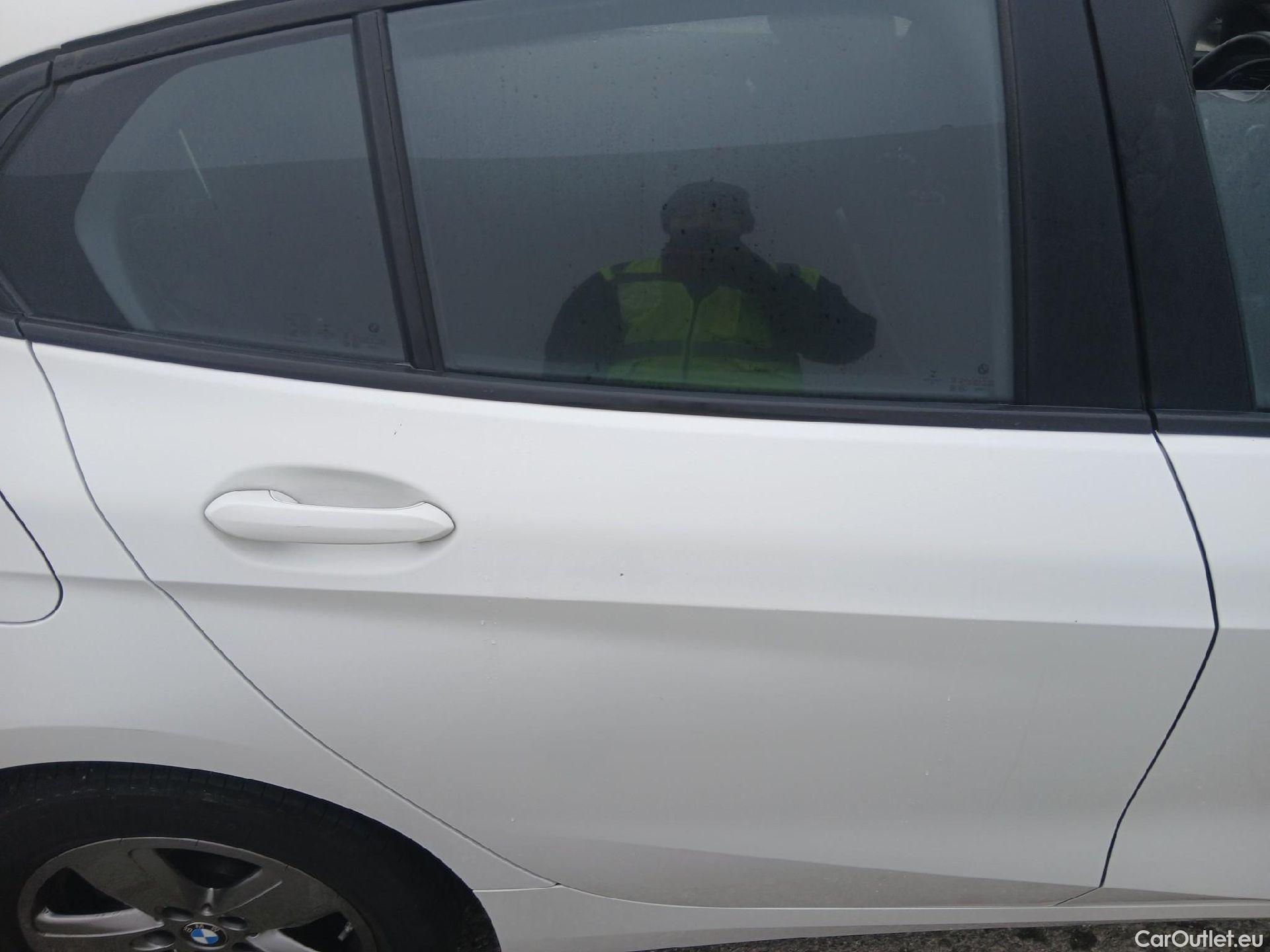  Bmw  Serie 1 BMW  / 2019 / 5P / berlina con portón 116d #11