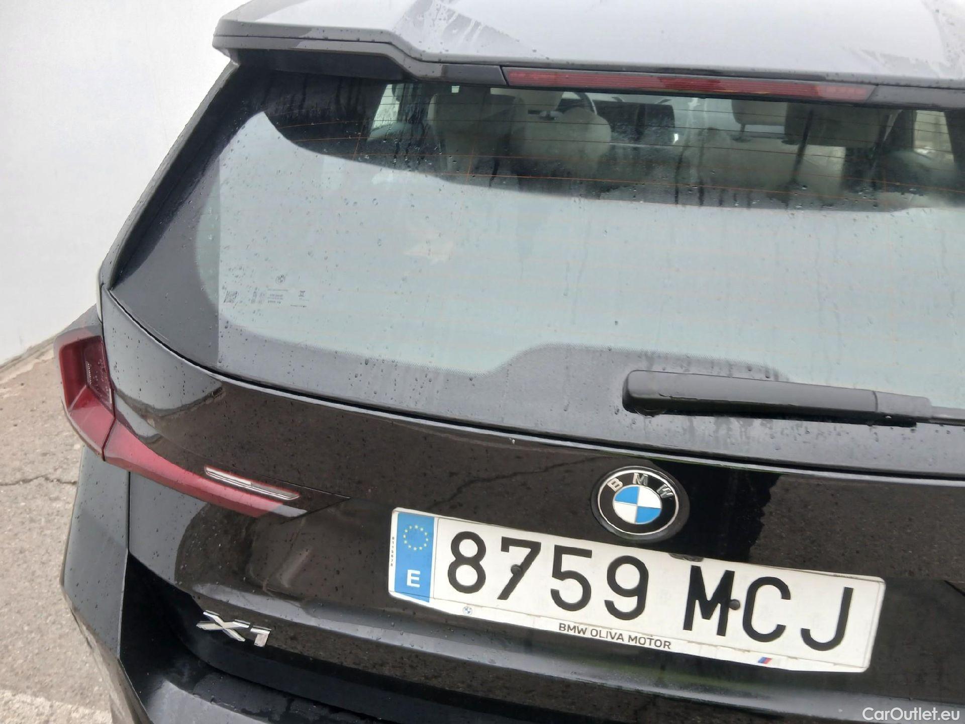  Bmw  X1 BMW  / 2022 / 5P / todoterreno sDrive18d  Paquete M #12