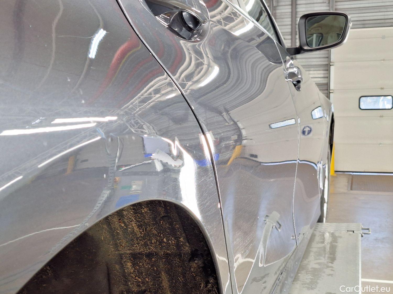  Bmw  Serie 3 BMW, 3-serie '18, BMW 3 Reeks Berline 318iA (115 kW) 4d #14