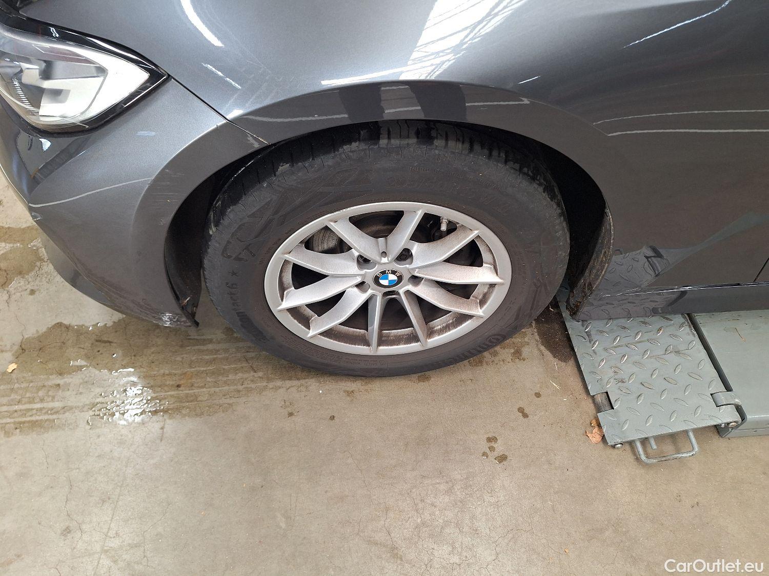  Bmw  Serie 3 BMW, 3-serie '18, BMW 3 Reeks Berline 318iA (115 kW) 4d #45