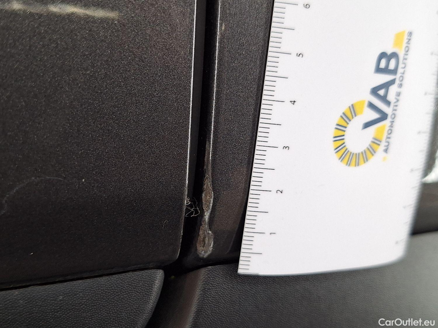  DS  DS7 DS,  CB '17, DS 7 Crossback 1.5 BlueHDi 130 Automatic So Chic 5 #30