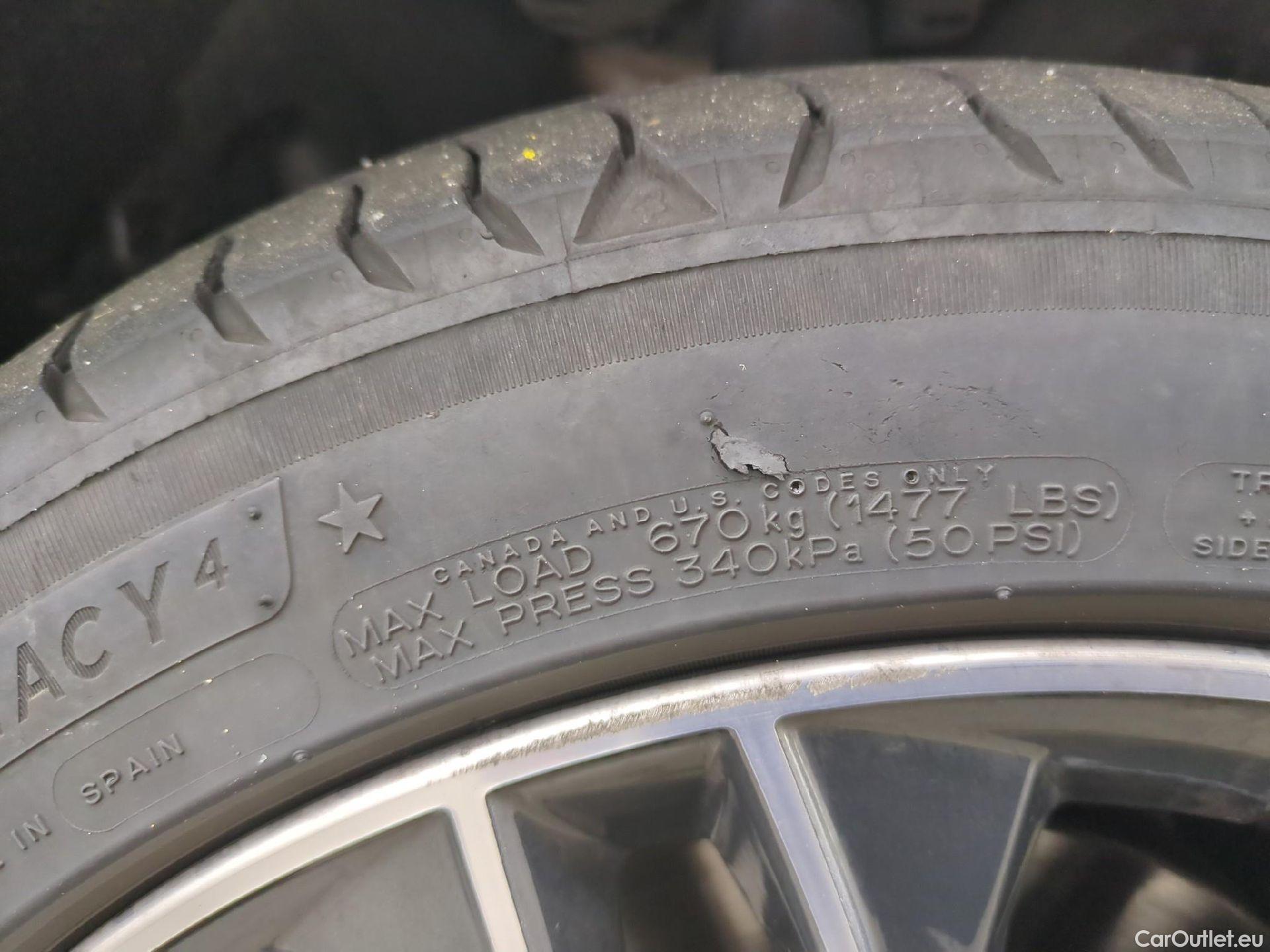  Bmw  Serie 1 Série 1 Berline 118 i Edition Sport 1.5 135CV BVA7 E6d #9