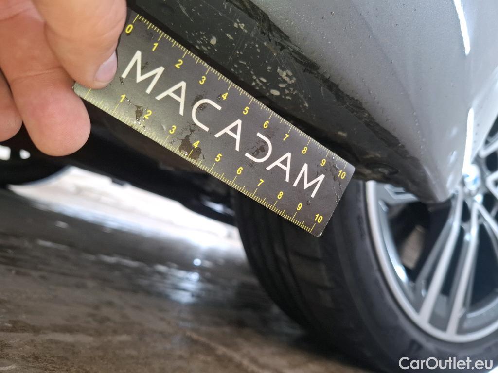  Bmw  Serie 1 BMW Série 1 / 2019 / 5P / Berline 116i DKG7 Business Design #9