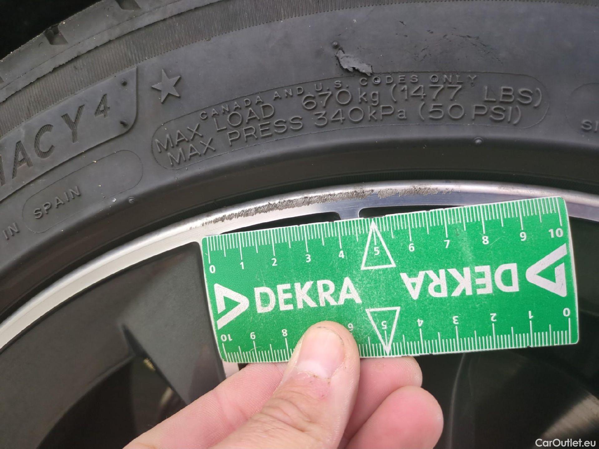  Bmw  Serie 1 Série 1 Berline 118 i Edition Sport 1.5 135CV BVA7 E6d #14