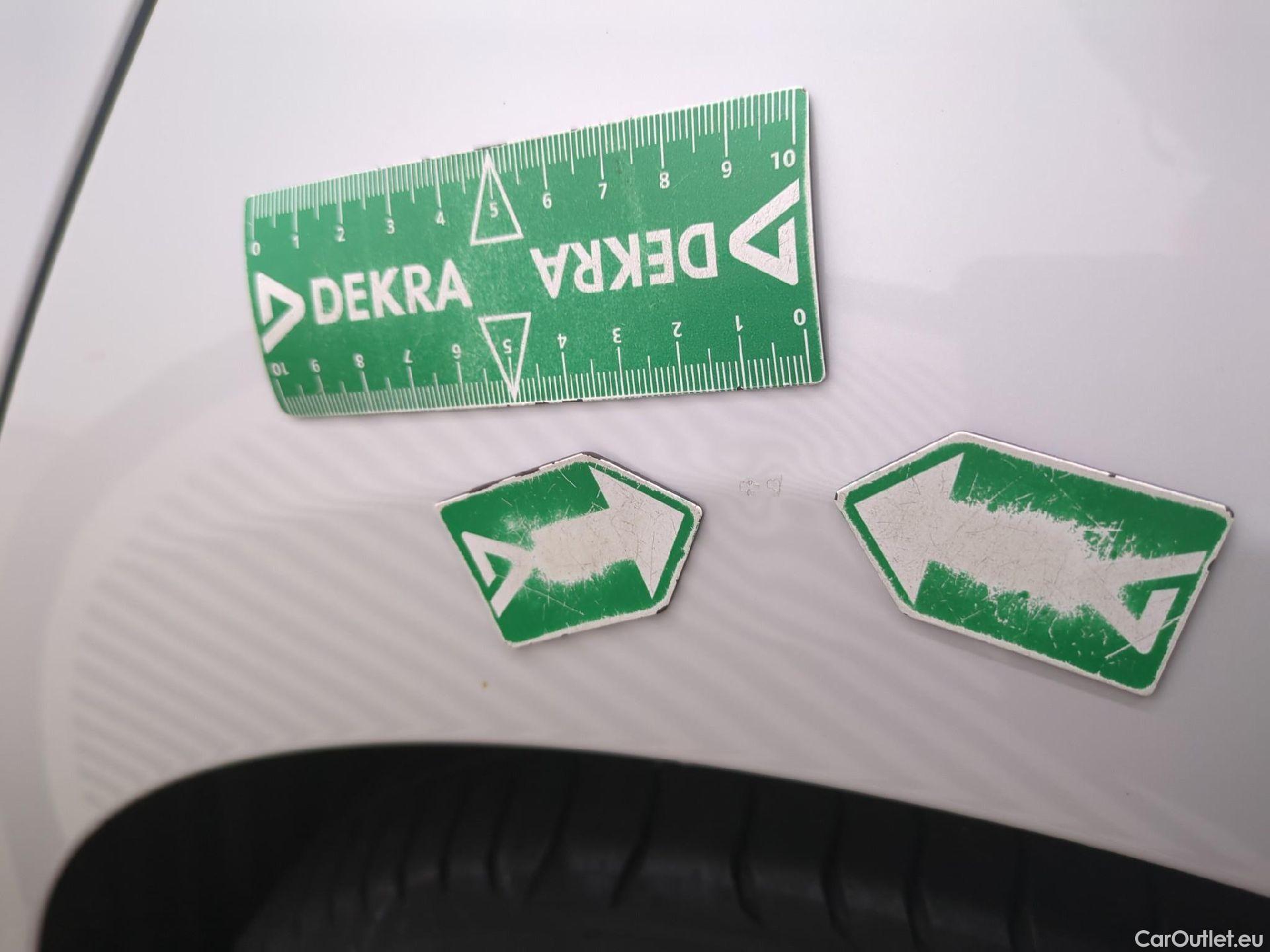  Bmw  Serie 1 Série 1 Berline 118 i Edition Sport 1.5 135CV BVA7 E6d #17