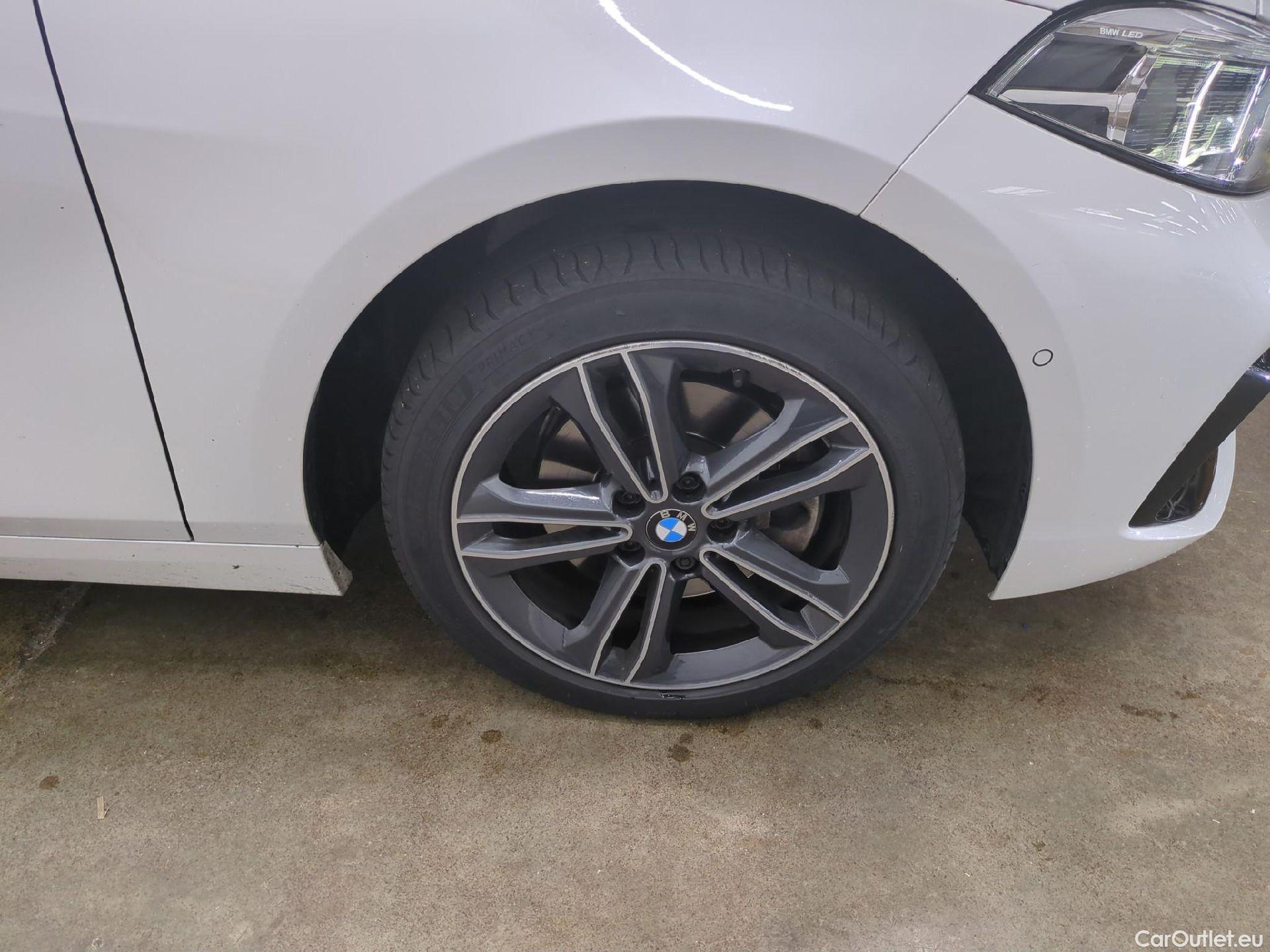  Bmw  Serie 1 Série 1 Berline 118 i Edition Sport 1.5 135CV BVA7 E6d #8