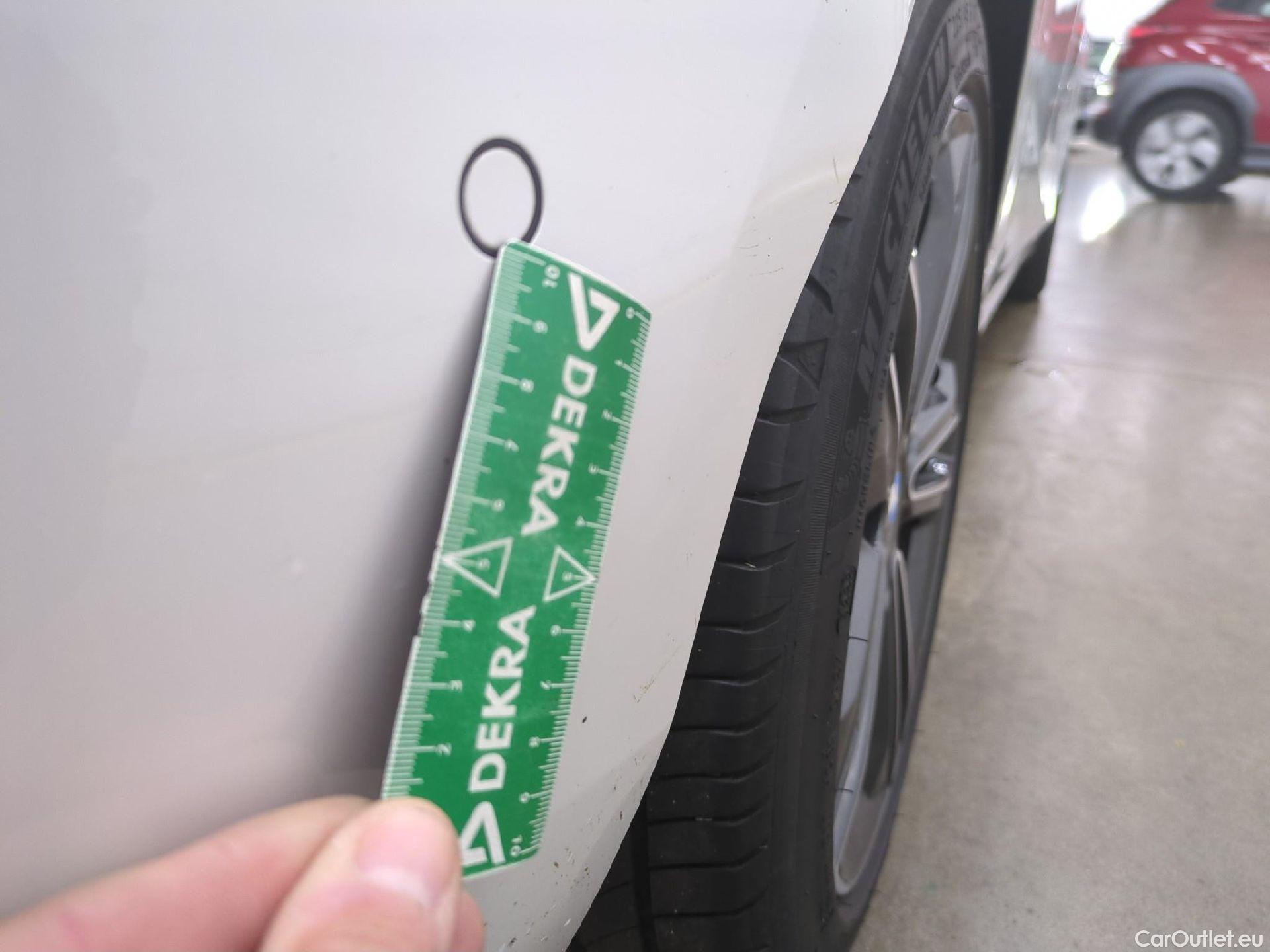  Bmw  Serie 1 Série 1 Berline 118 i Edition Sport 1.5 135CV BVA7 E6d #21