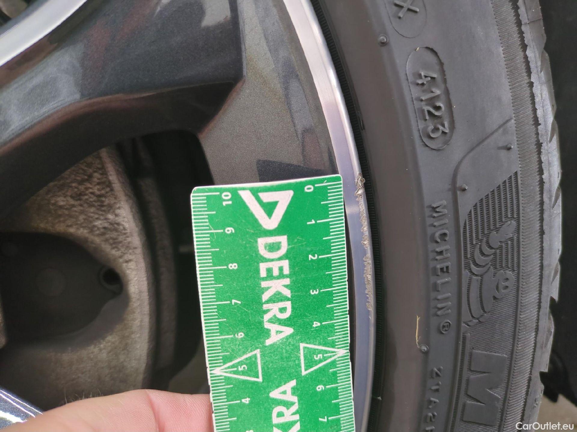  Bmw  Serie 1 Série 1 Berline 118 i Edition Sport 1.5 135CV BVA7 E6d #11