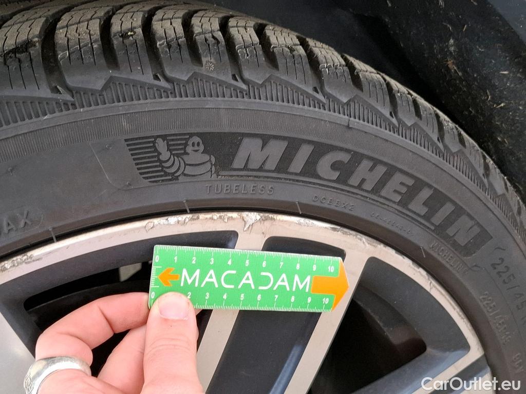  Mini  Countryman MINI  / 2020 / 5P / Crossover Cooper SE ALL4 Yours 125+95ch BVA6 #32