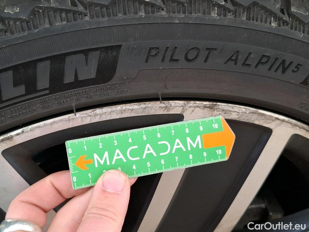  Mini  Countryman MINI  / 2020 / 5P / Crossover Cooper SE ALL4 Yours 125+95ch BVA6 #26