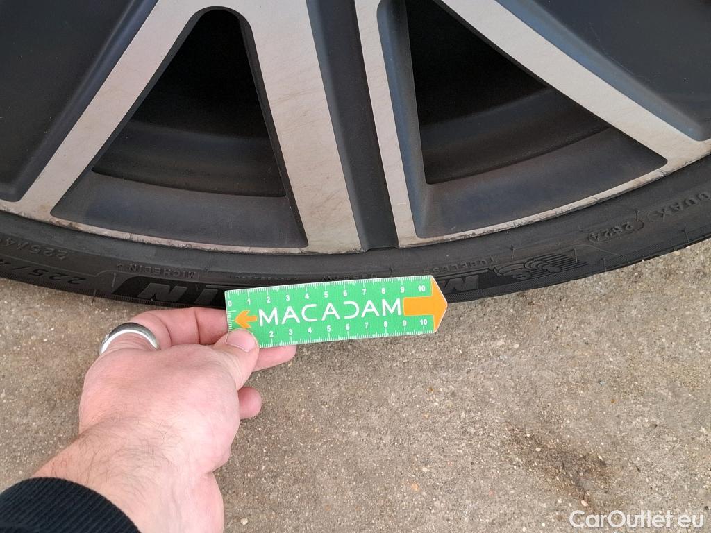  Mini  Countryman MINI  / 2020 / 5P / Crossover Cooper SE ALL4 Yours 125+95ch BVA6 #45