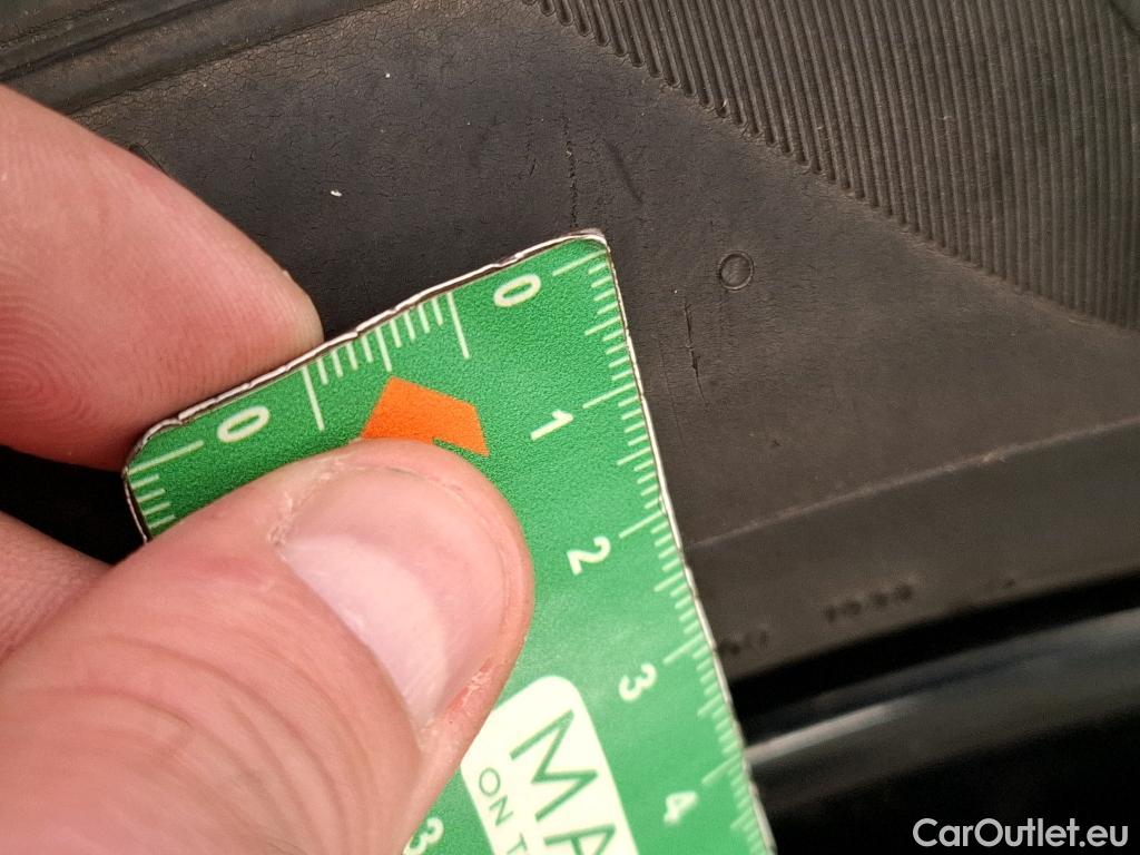  KIA  Sportage KIA  / 2021 / 5P / SUV 1.6 T-GDI 265 PHEV AUTO 4WD GT-L PREM BU #6