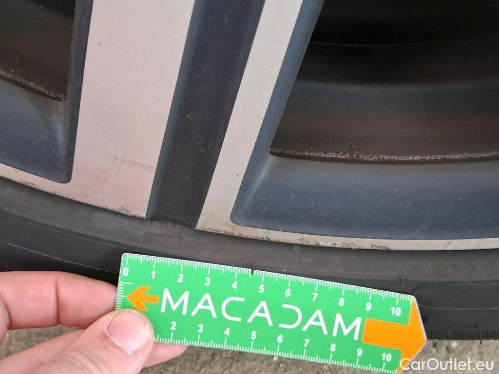  Mini  Countryman MINI  / 2020 / 5P / Crossover Cooper SE ALL4 Yours 125+95ch BVA6 #39