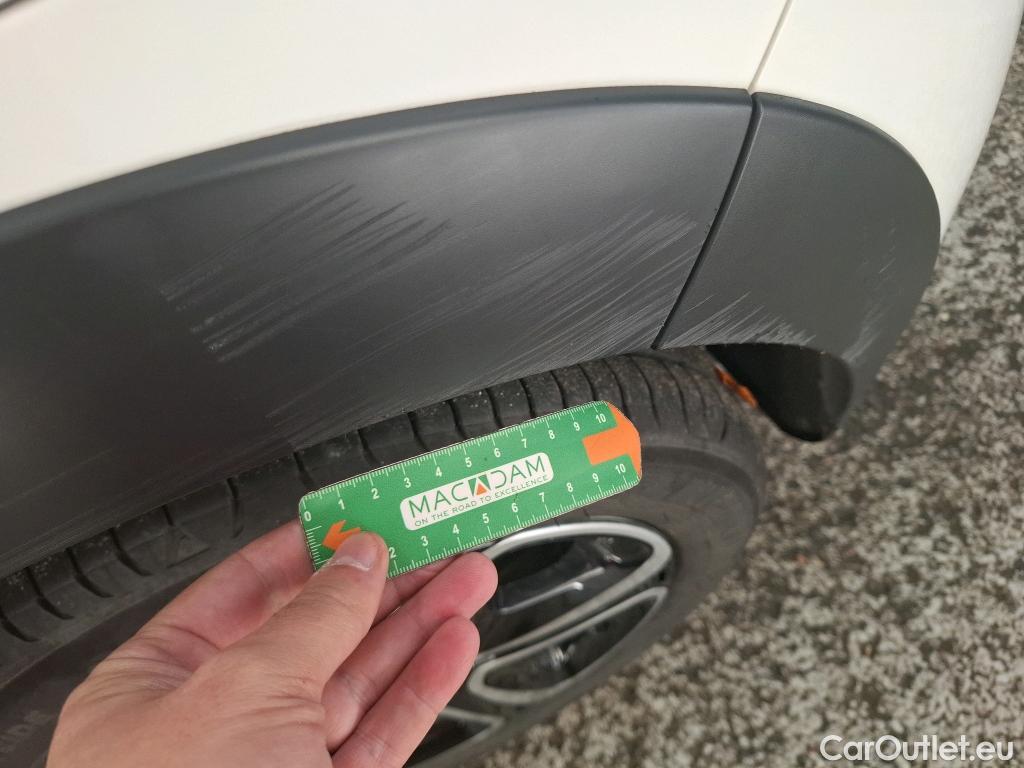  Citroen  C3 CITROEN  / 2020 / 5P / Berline PureTech 83 S&S BVM Feel Pack #9