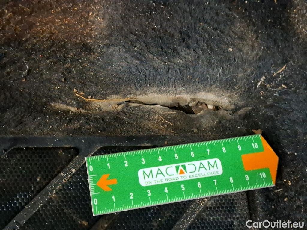  Peugeot  3008  Active Business 1.5 HDi 130CV BVA8 E6d #24