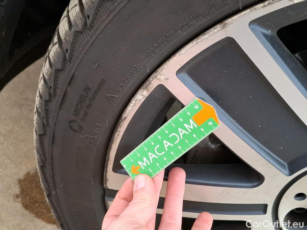  Mini  Countryman MINI  / 2020 / 5P / Crossover Cooper SE ALL4 Yours 125+95ch BVA6 #41