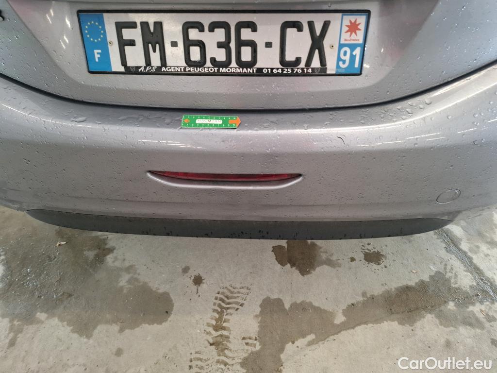  Peugeot  208  Affaire Premium 1.5 HDi 100CV BVM5 E6dT #12