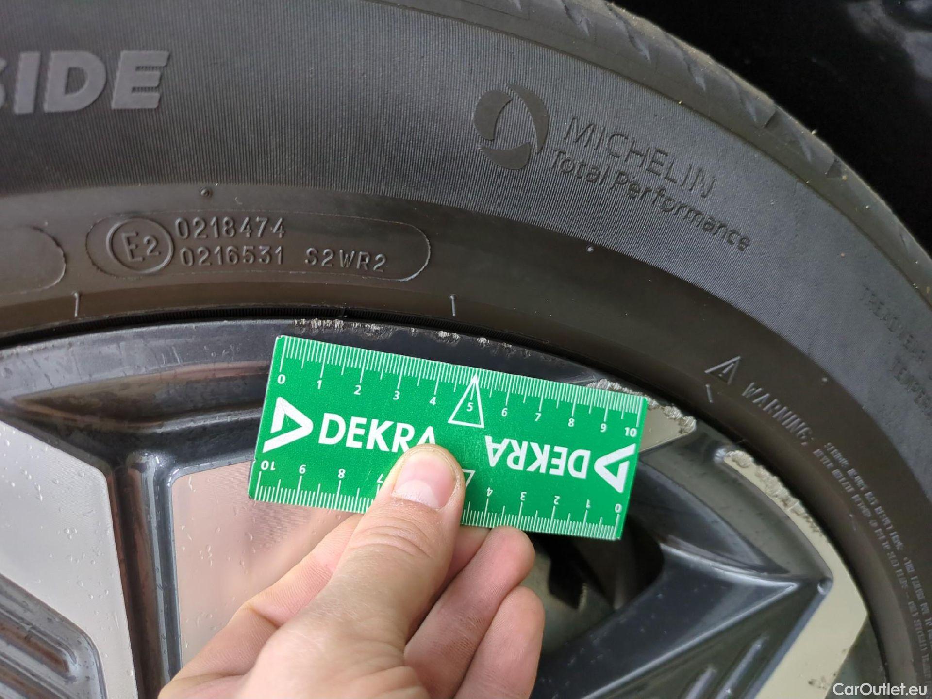  Hyundai  Tucson HYUNDAI  / 2020 / 5P / SUV 1.6 PHEV 265 HTRAC EXECUTIVE 4WD AUTO #4