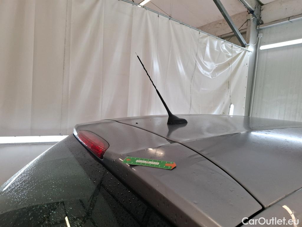  Peugeot  208  Affaire Premium 1.5 HDi 100CV BVM5 E6dT #29